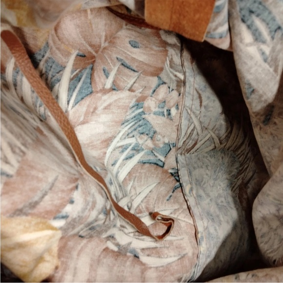 Salvatore Ferragamo Jungle Print with Leopard Brown & Yellow EUC - Picture 9 of 16